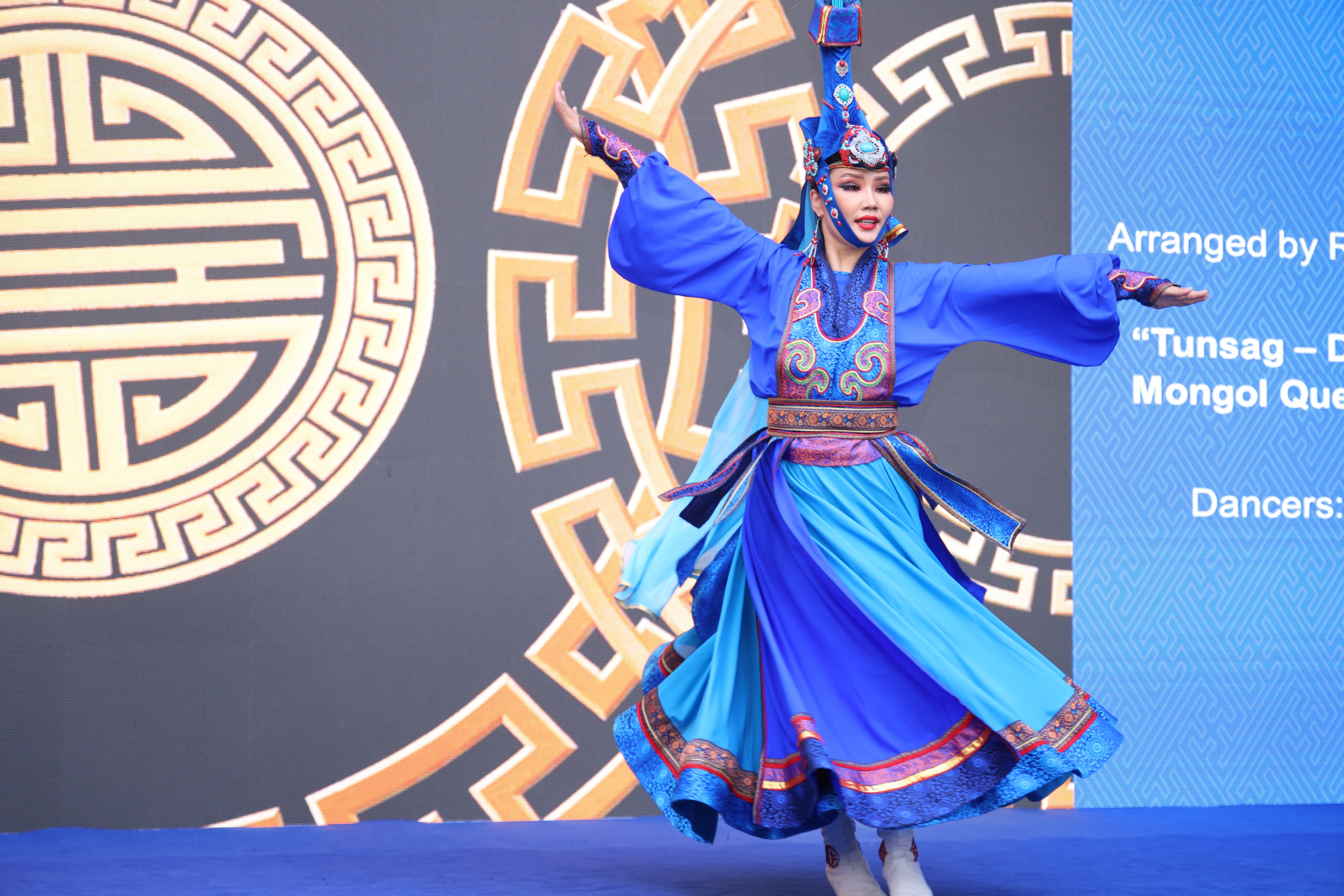 外蒙传统王后之舞“清雅”闪亮登场，惊现蒙古国驻华大使馆